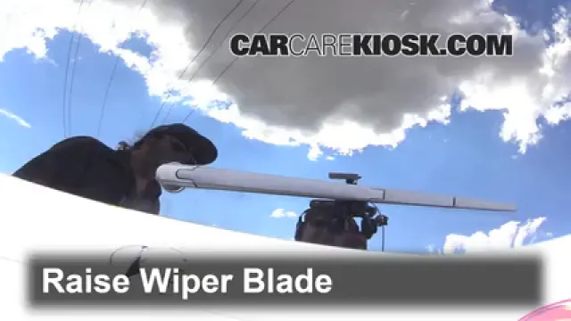 2010 Hyundai Santa Fe SE 3.5L V6 Escobillas de limpiaparabrisas trasero Cambiar escobillas de limpiaparabrisas